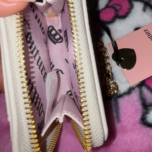 Juicy Couture Dream Wristlet - Picture 4 of 5